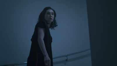 But I'm alone. - The Glass Room