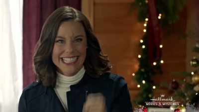 But I'm not wearing the cape. - Northern Lights of Christmas