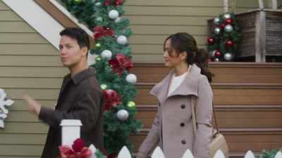 But instead of walking, - A Big Fat Family Christmas