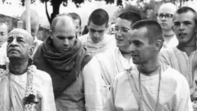 But your intelligence can
tie you up in knots, too. - Krishnas: Gurus. Karma. Murder.