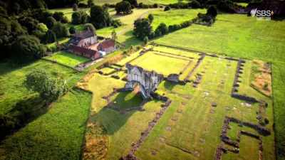 But this is the first one
that's been found - Curse of the Ancients with Alice Roberts