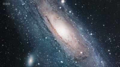 But because it looked
so faint when seen from Earth, - Secrets of Size: Atoms to Supergalaxies