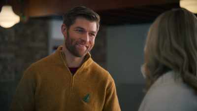 But it's all dependent
on how this job goes. - Designing Christmas with You