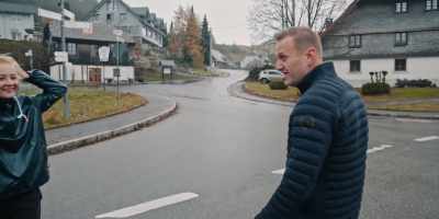 But it's Germany,
so it's someone's apple. - Navalny