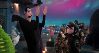But it's just like a hotel
on the water. - Hotel Transylvania 3: Summer Vacation