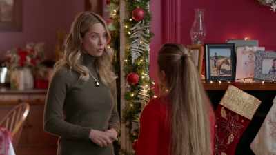 But it's only our front yard, - Jingle Bell Princess