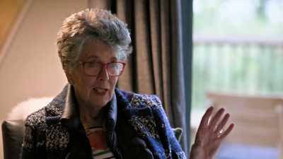 But once it's pointed out to you, - Extraordinary Escapes with Sandi Toksvig