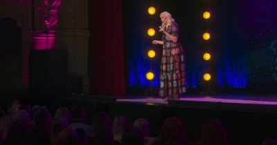 "But just know
that if you hear that pill bottle shake, - Leanne Morgan: I'm Every Woman