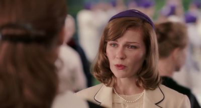 But Katherine Watson didn't come to Wellesley to fit in - Mona Lisa Smile