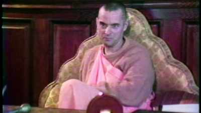 -But Kirtanananda
led for New Vrindaban - Krishnas: Gurus. Karma. Murder.