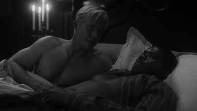 But you know all about
this, Officer Reeves, - Watchmen