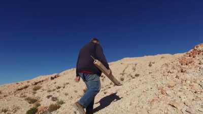 But, lately, his luck has run dry. - Outback Opal Hunters