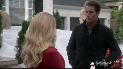 But, like, but not
on a date-date, - Entertaining Christmas