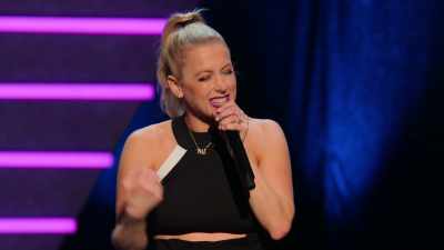But like we've been going out
for like a decade together, - Iliza Shlesinger: Unveiled