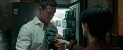 But she likes cold
beer more. Change. - Weekend in Taipei