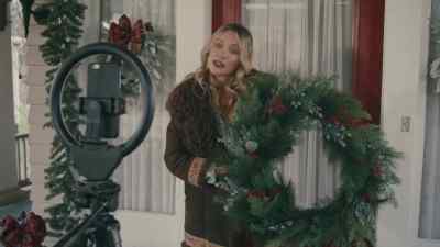 But it looks like something
you would pay 125 for - A Christmas in New Hope