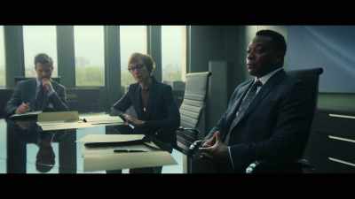 But Manfred wasn't there,
so he shot his son, Elias. - The Day of the Jackal