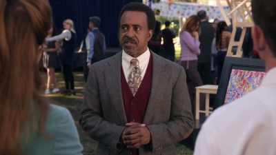 But you need
a strong principal who
can make tough decisions. - Schooled