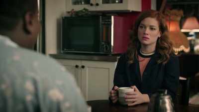 - But New Zoey has been
given a gift - Zoey's Extraordinary Playlist