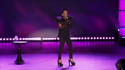 But not now. This shit
did get a little interesting. - Sommore: Queen Chandelier
