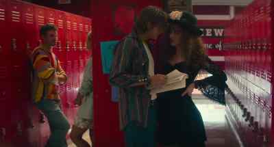 - But on stage,
Derek blindsided us - Lisa Frankenstein