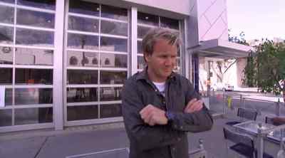 BUT ONE OF LAST NIGHT'S
PROBLEMS HAS RETURNED. - Kitchen Nightmares