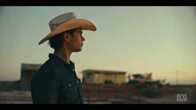 But you only sign up
bush mob to build a road - Mystery Road: Origin