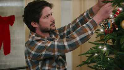 But he really took me in. - A Show-Stopping Christmas
