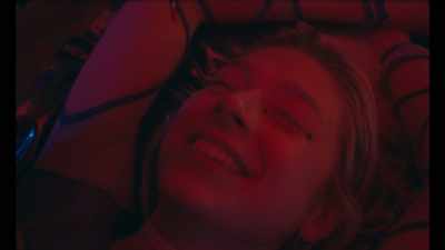 - But my relationship to men is weird.
- Like how? - Euphoria