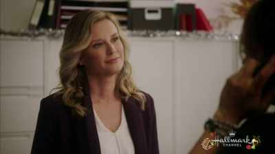 But retailers should
keep their ad campaigns - Love You Like Christmas