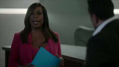 But she said it had
a six-course tasting menu - The Rookie: Feds