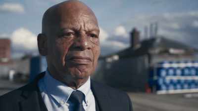 But said he was simply
returning a call himself - Liverpool Narcos