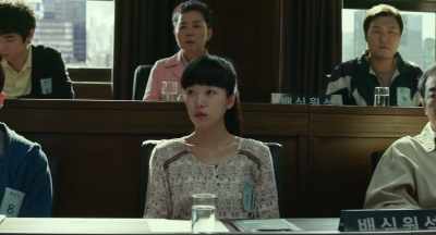 But when she refused,
he killed her mercilessly. - Juror 8