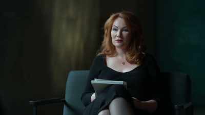 But as she was talking I remember thinking, - Inside the Mind of a Con Artist