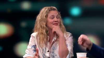 But she, um... speaking of ET, - Norm Macdonald Has a Show