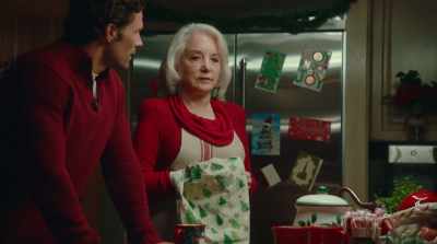 But she's dressed
for a luau, - Candy Coated Christmas