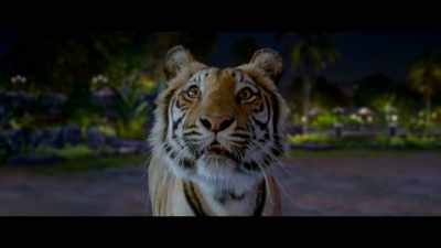 ...but sir is in a wrong place - Total Dhamaal
