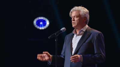 But when somebody
breaks into our house now, - Ron White: If You Quit Listening, I'll Shut Up