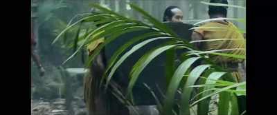 But somehow they're able to
move the pyramids' positions, - Godzilla x Kong: The New Empire