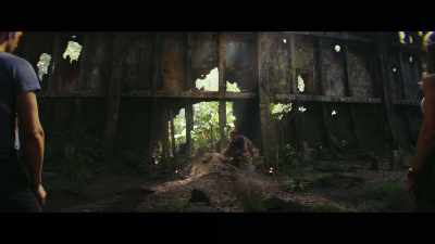 But you take away the uniforms - Kong: Skull Island