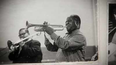 But that's the way I figure
I can help out and still keep working. - Louis Armstrong's Black & Blues