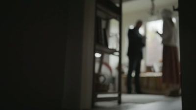 But the detectives soon learn
from her roommates - How I Caught My Killer