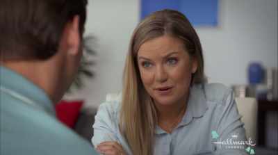 But the important thing is
that your grandma is coming, - Sister of the Bride