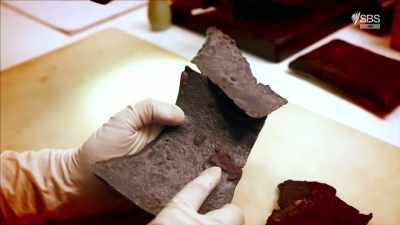 But the newly found armour
that we have here - Curse of the Ancients with Alice Roberts