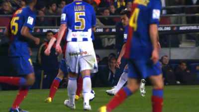 But the player who makes difficult
things look easy is Andrés. - Take the Ball, Pass the Ball