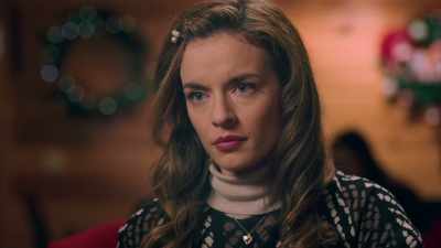 But then he can't possibly
like me, - A Taste of Christmas