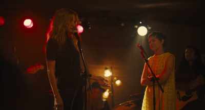 But then I get out there
and it's this kid. - Hollywood Stargirl