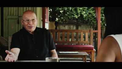 But then the next week, 10 friends were there. - Interview with the Extraterrestrial