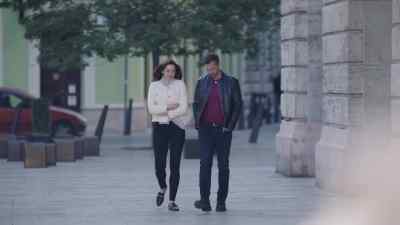 But is there anything
that you want to tell me - Love on the Danube: Kissing Stars
