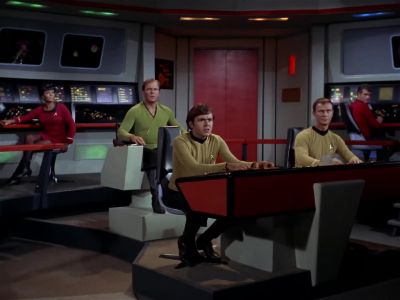 But there's nothing there. - Star Trek